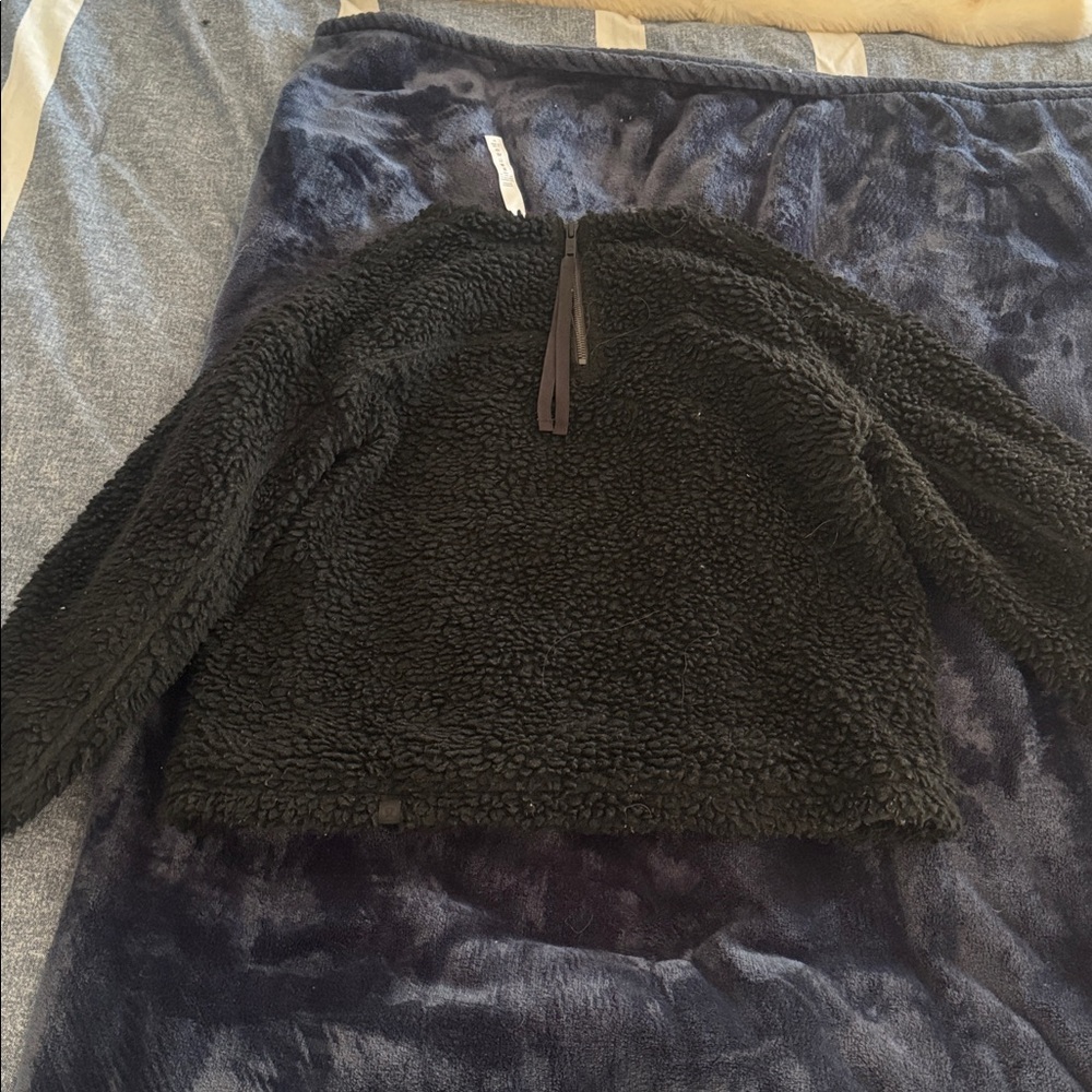 Lululemon Black Sherpa Pullover